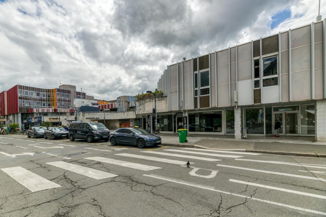 L'Elegance- Centre Historique- Confort- Netflix- Marche Frais Et Local Grenoble Buitenkant foto